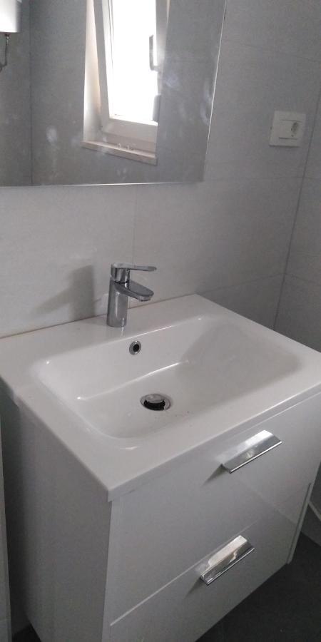 Rake Apartment โอมิช ภายนอก รูปภาพ