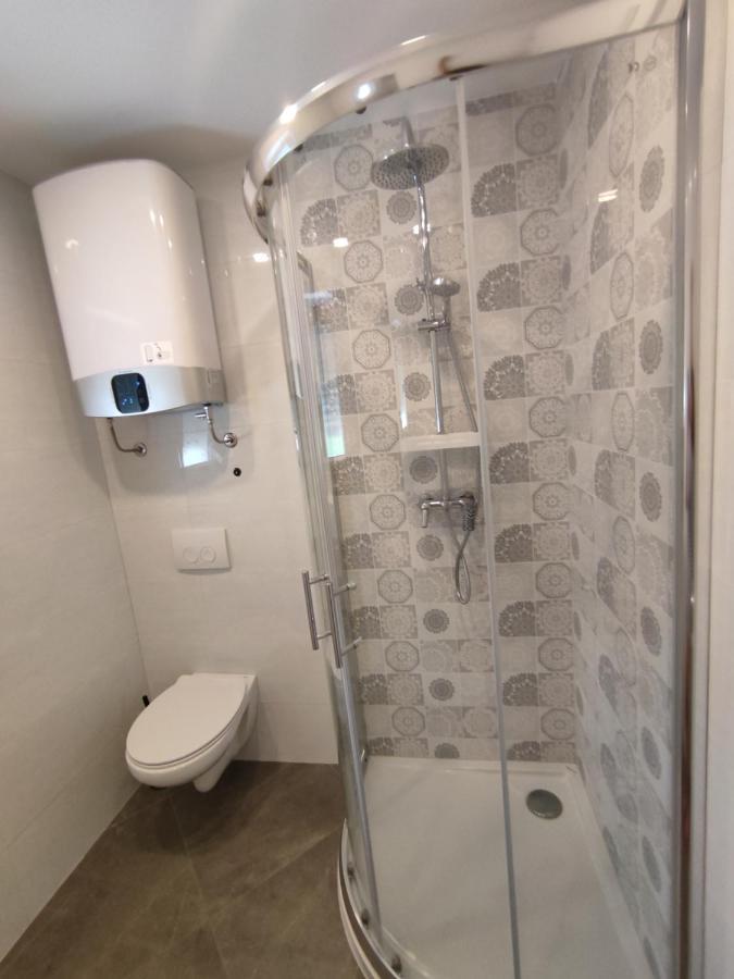 Rake Apartment โอมิช ภายนอก รูปภาพ